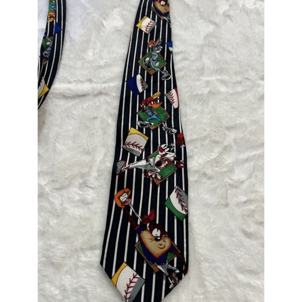 Warner Looney tunes Men's‎ Neck Tie Vintage Sports Looney Tunes